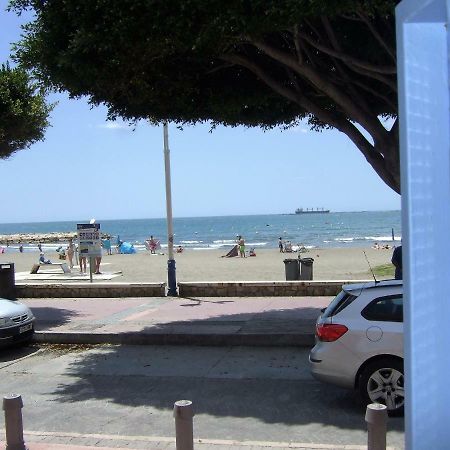 Apartment On The Beach Μάλαγα Εξωτερικό φωτογραφία