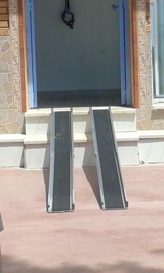 Apartment On The Beach Μάλαγα Εξωτερικό φωτογραφία